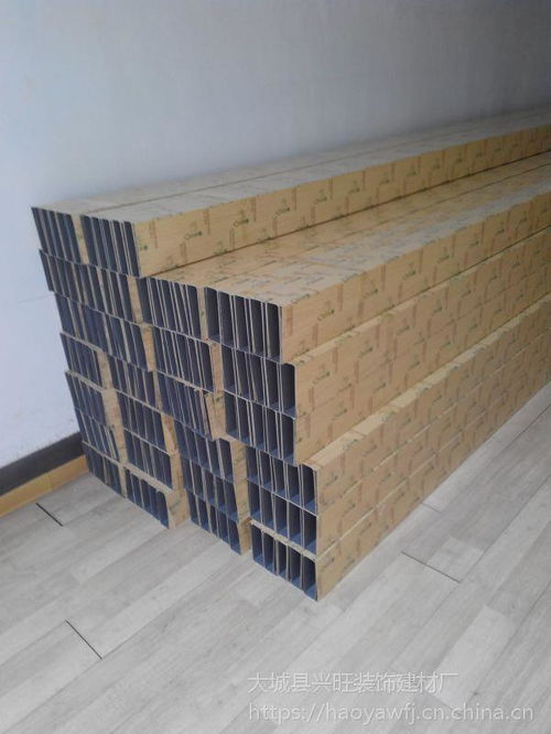 冲孔铝扣板与防潮铝扣板天花 金属铝扣板在建筑装饰中的多重优势